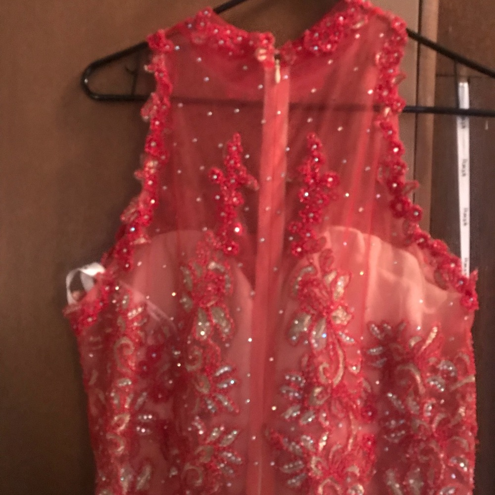 Formal Dress - Picture 5 of 7